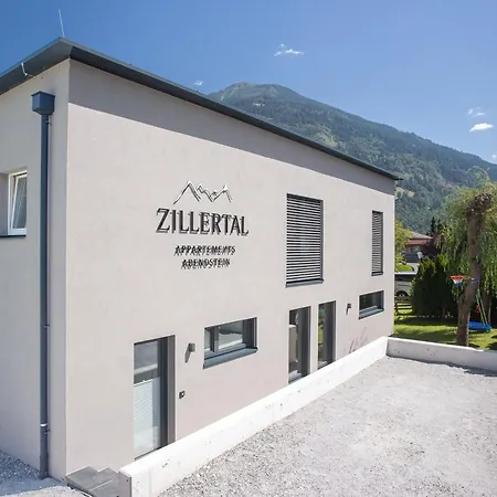 Zillertal Aparthotel Fuegen